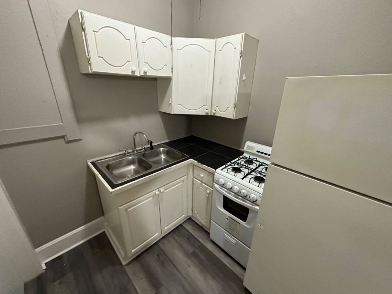 2576 N. Booth St./605 E. Clark St. - Photo 3 of 4