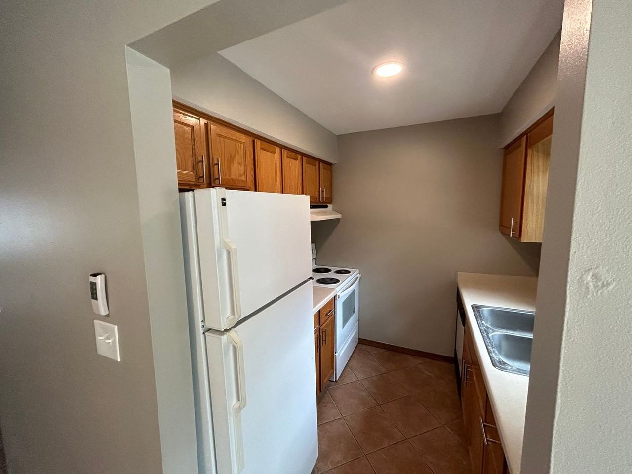 1345 Camden Way (4 Unit) - Photo 3 of 6