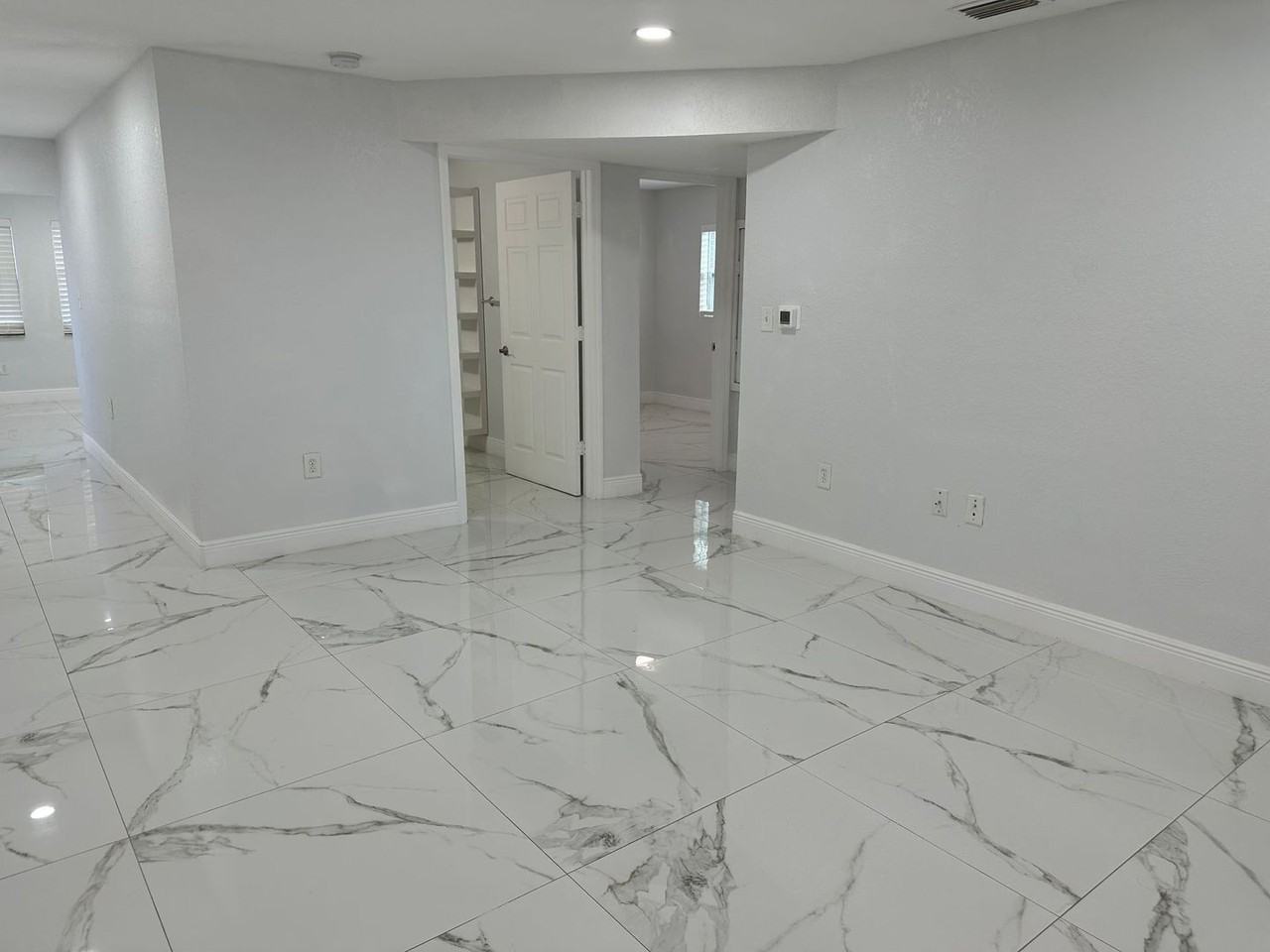 1710 S Washington Ave - Photo 5 of 21