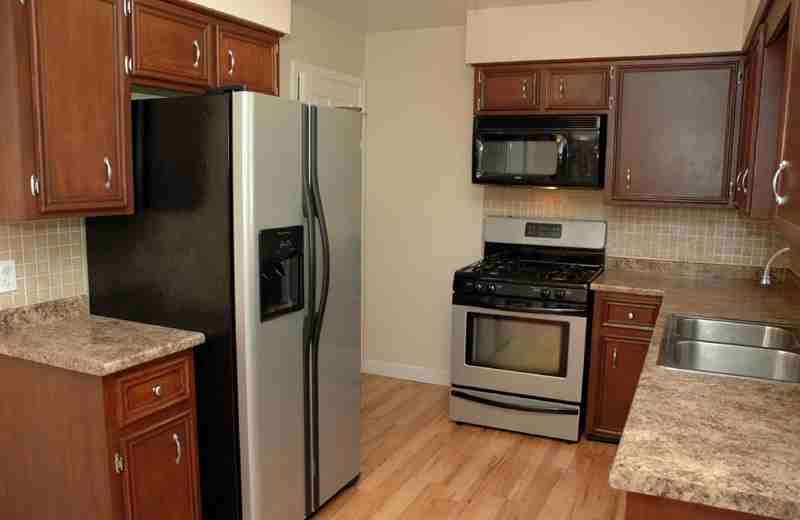 4694 Flying Eagle Dr Se - Photo 2 of 14