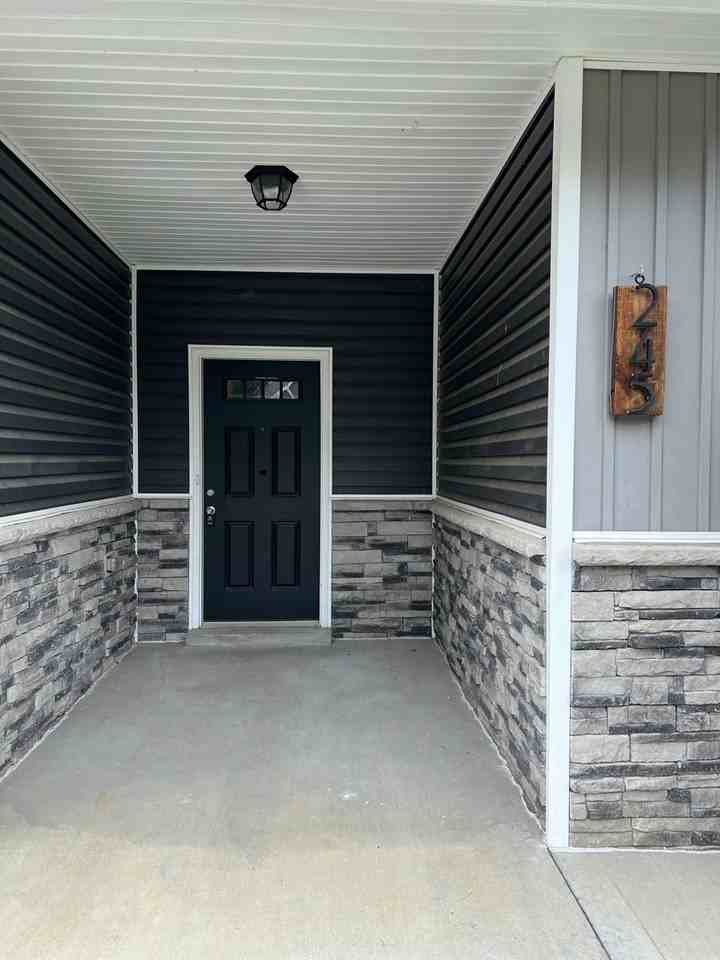 245 Towes Ln - Photo 2 of 20