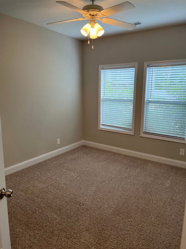 245 Towes Ln - Photo 7 of 20