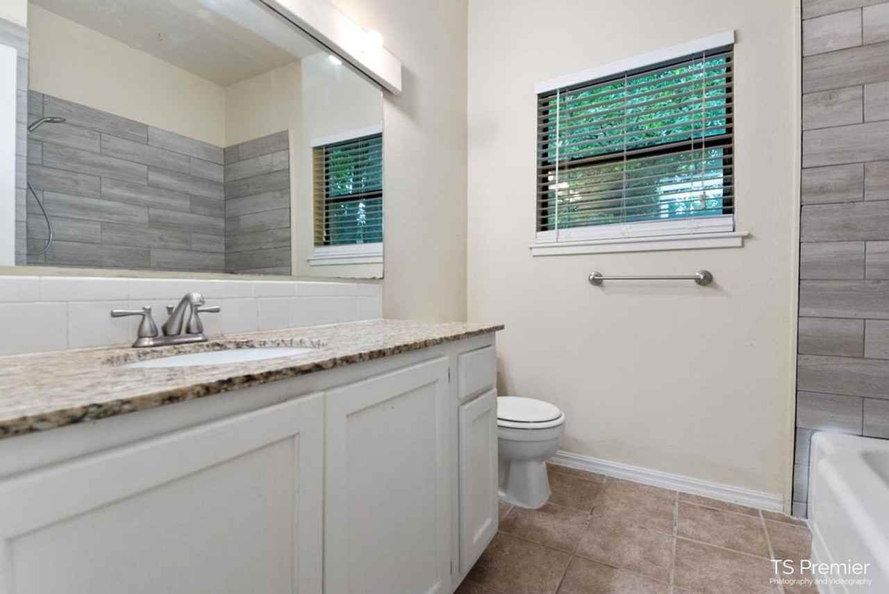 1700 E Mission Blvd - Photo 3 of 15