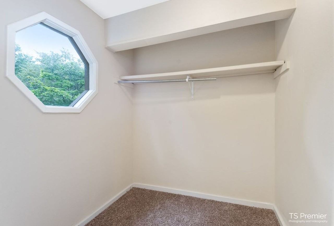 1700 E Mission Blvd - Photo 7 of 15