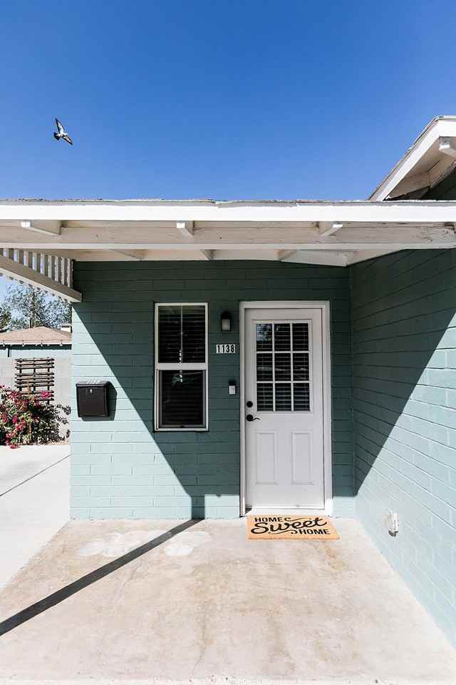 1132 E Devonshire Ave - Photo 2 of 21