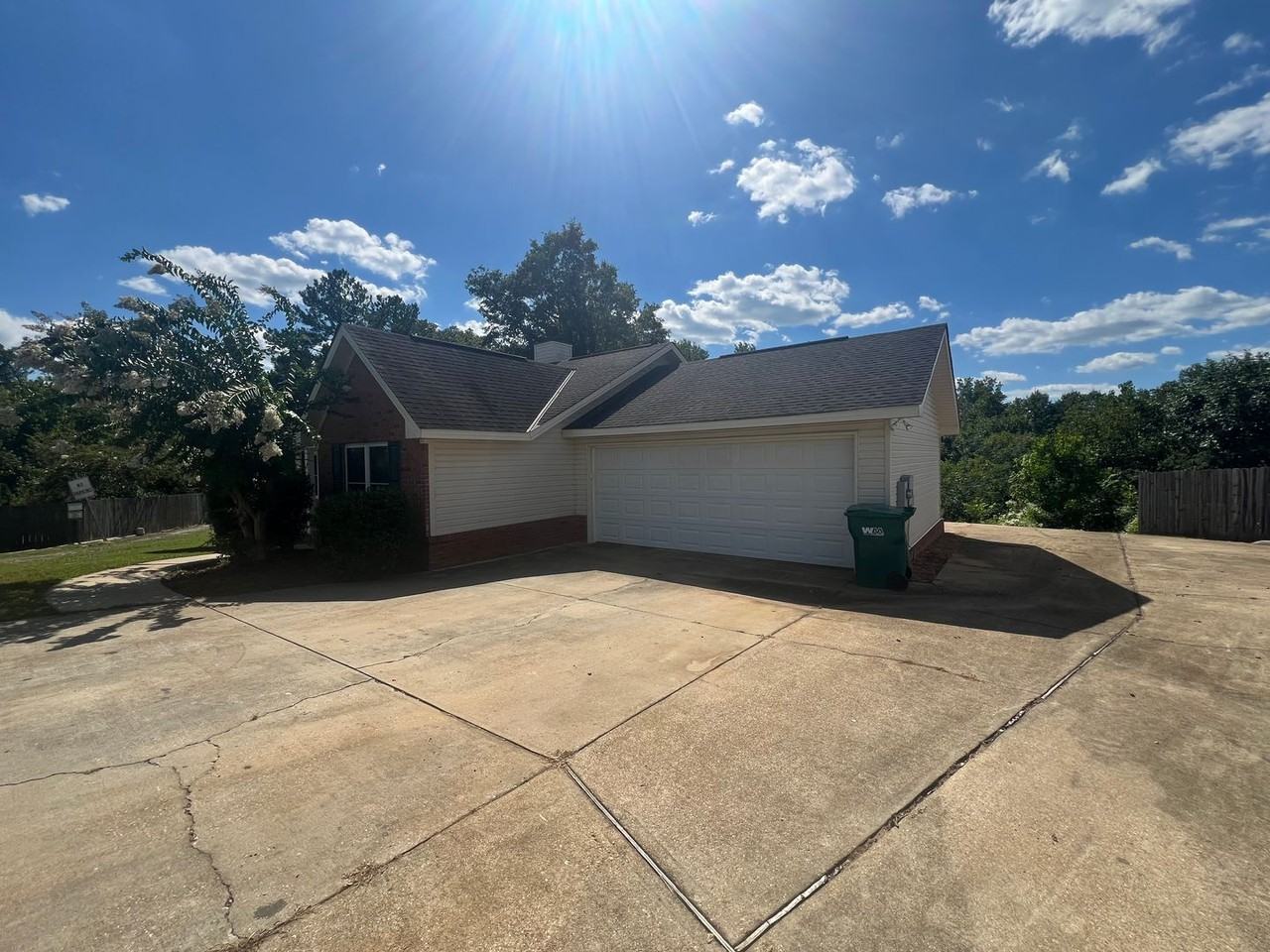 14163 River Point Cir - Photo 3 of 34
