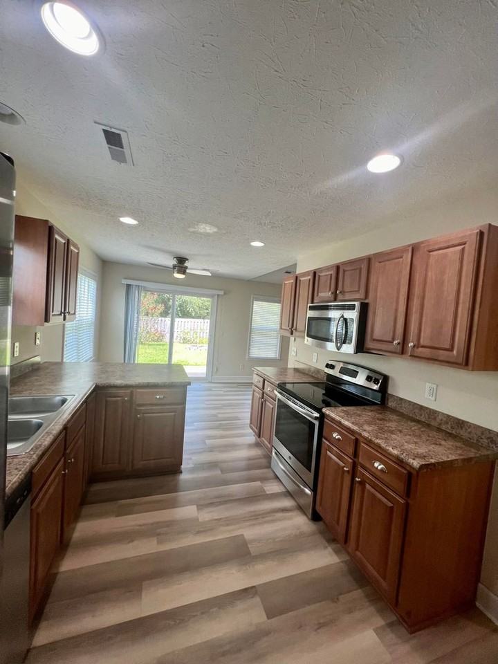 824 Rolling Pines Loop Rd Ne - Photo 4 of 15
