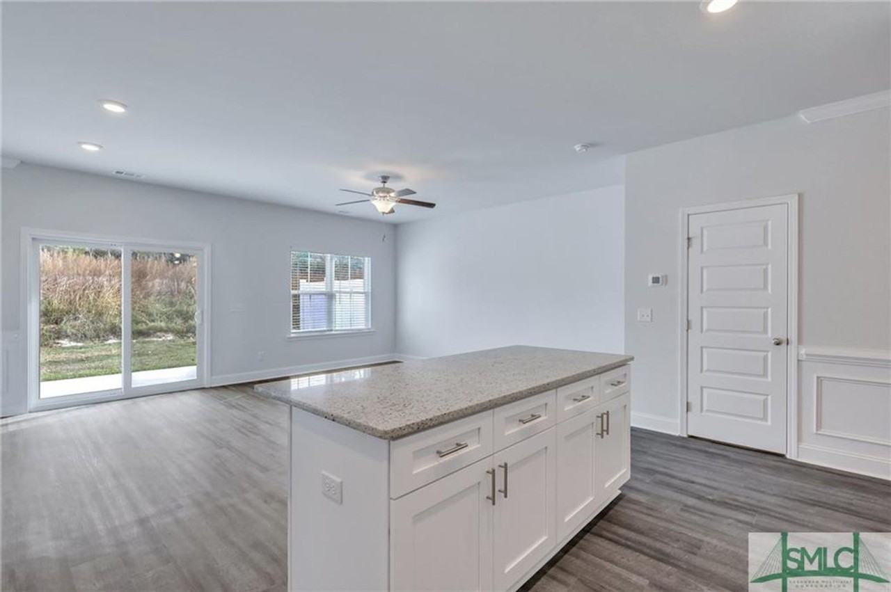 522 Governor Treutlen Cir - Photo 6 of 17