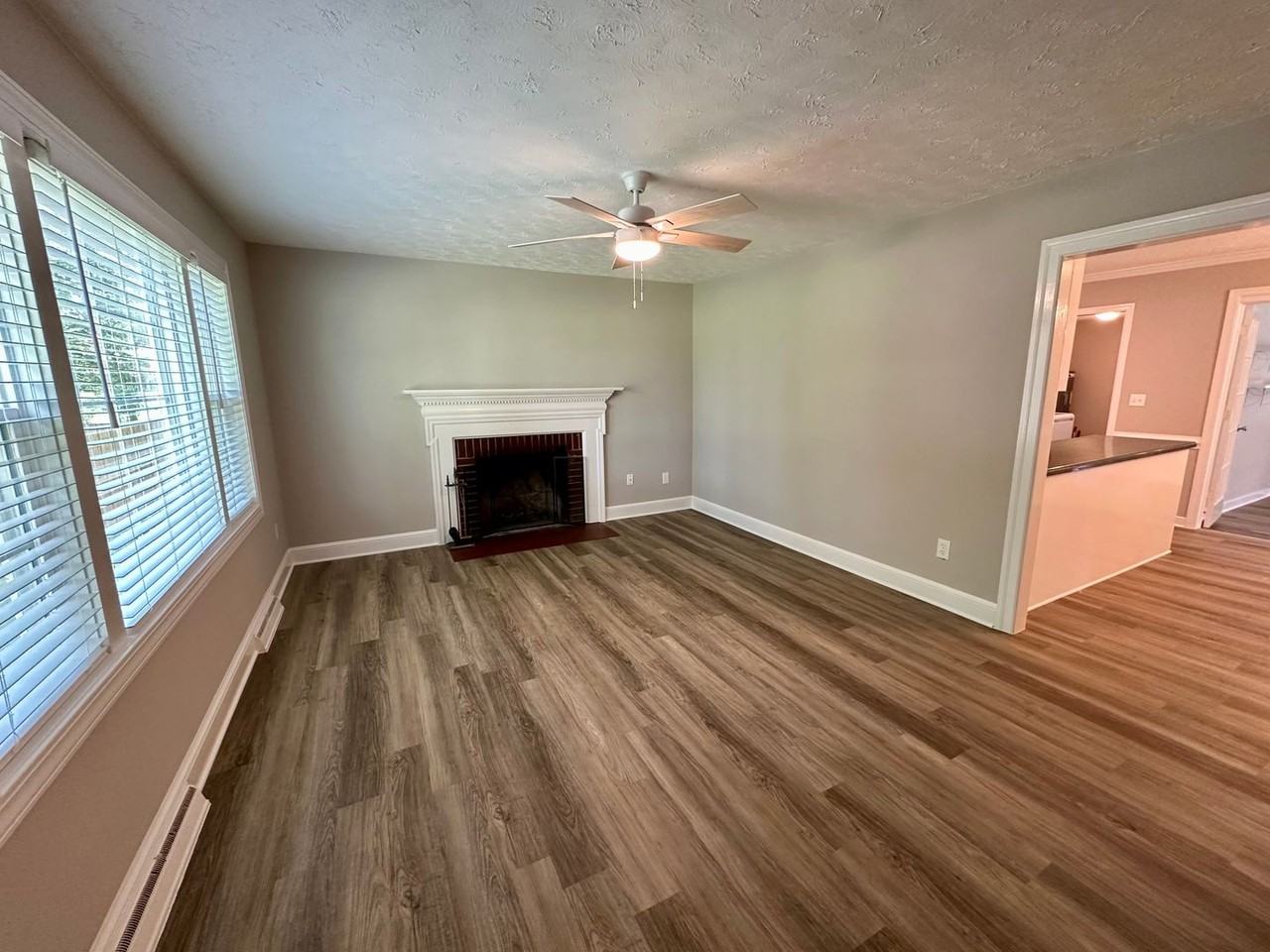 2612 Chalk Level Rd - Photo 2 of 16