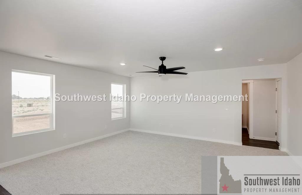 8140 E Sunray Dr - Photo 3 of 23