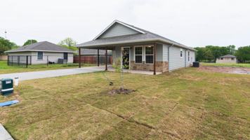 featured image of 400 Allen Ave