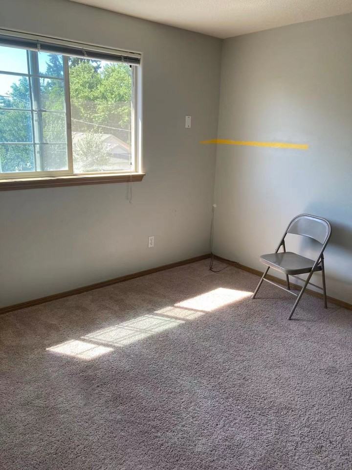 3308 Se 89th Ave - Photo 2 of 9