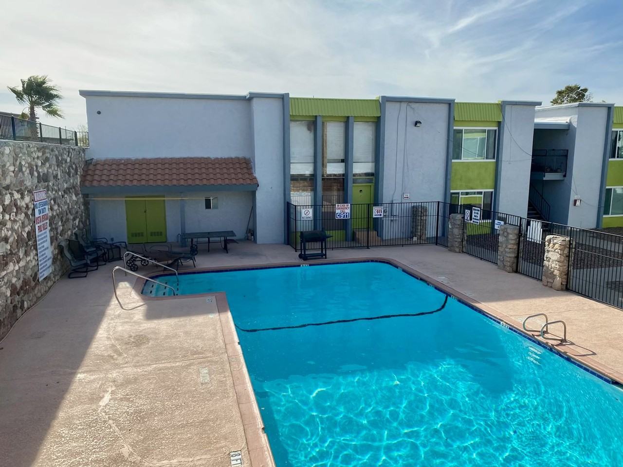 Vista Ventana Apartments - Photo 5 of 10