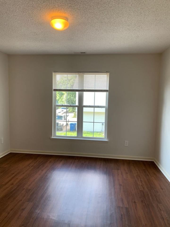 408 Wallington Rd - Photo 7 of 15