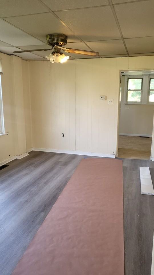 496 Eshelman St - Photo 6 of 17