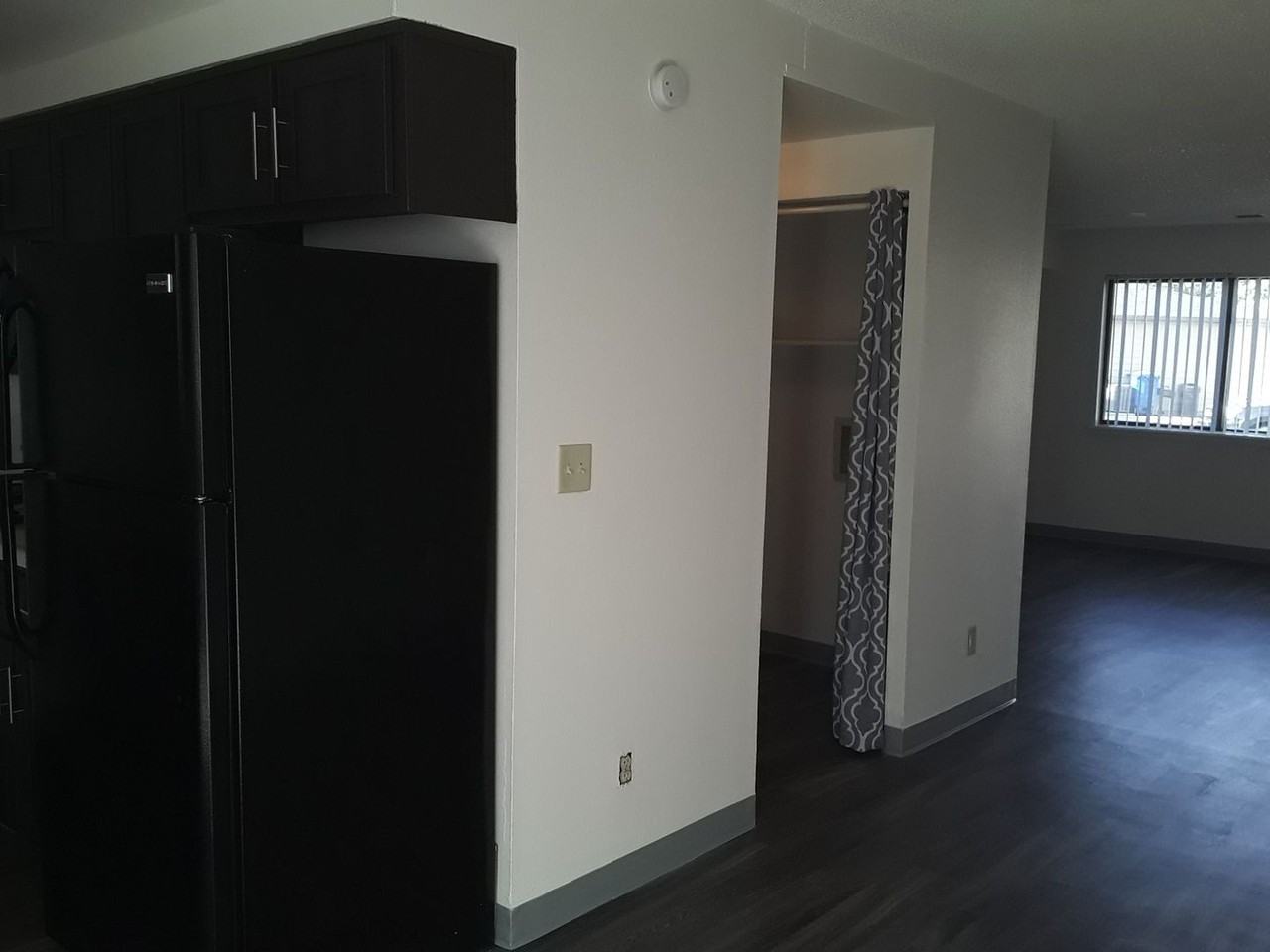 10215 W. 25th Ave - Photo 4 of 8