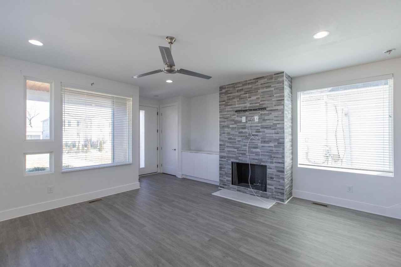 1713 Simpkins St - Photo 5 of 25