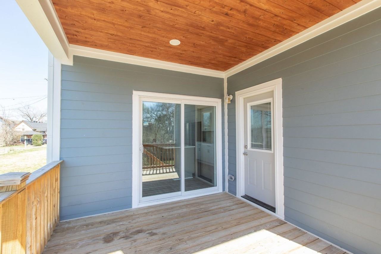 1713 Simpkins St - Photo 3 of 25