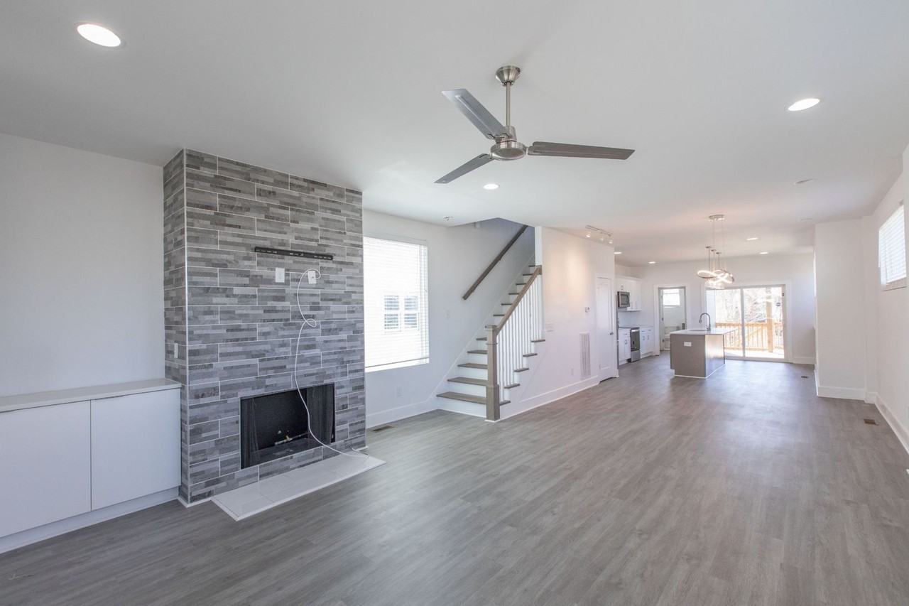 1713 Simpkins St - Photo 6 of 25