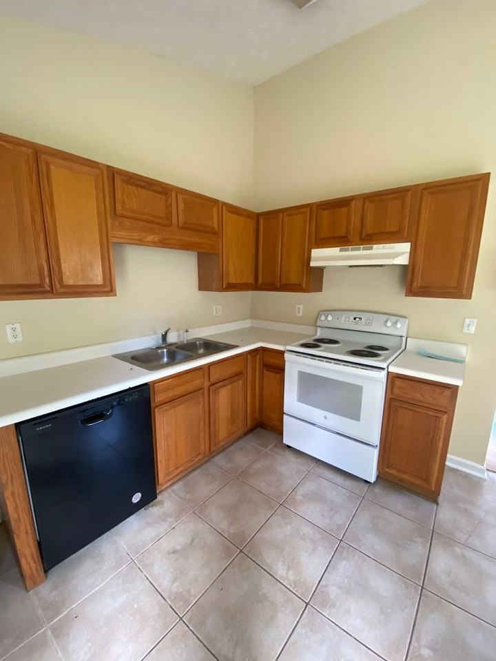 1311 County Road 455 - Photo 5 of 9