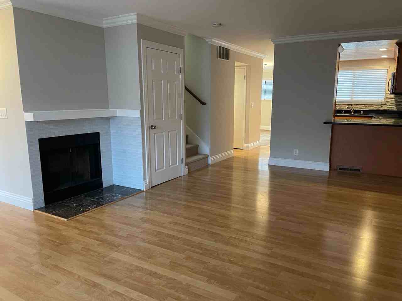 1187 Cherryview Ln - Photo 3 of 12