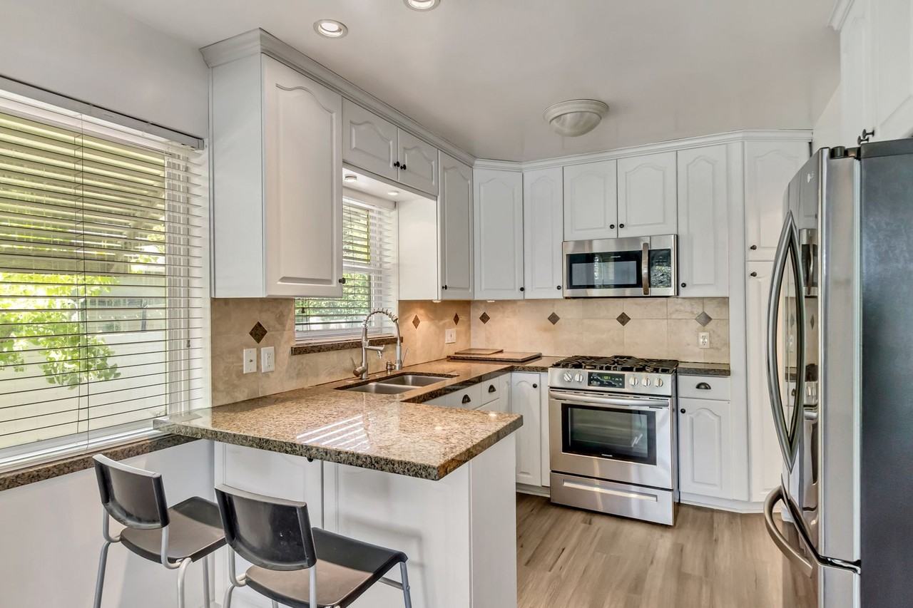 1615 E 2100 S - Photo 3 of 14