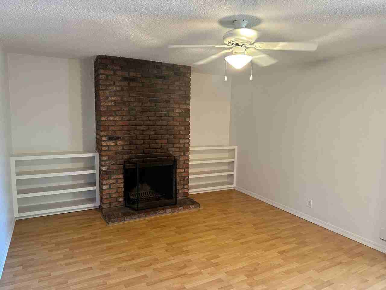 W. Iowa 1002 - Photo 2 of 8