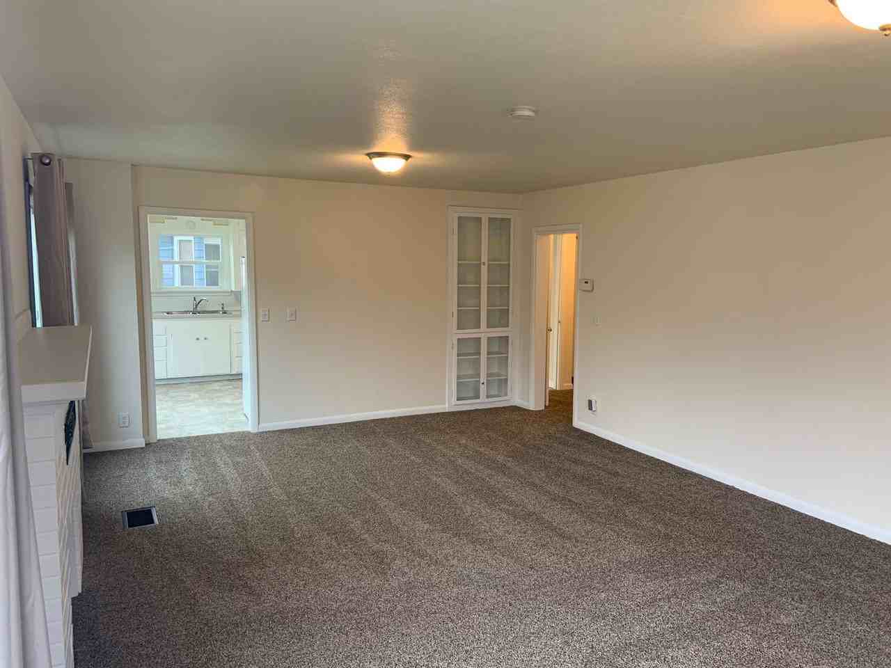 1143 Nw 31st St #1 - Photo 3 of 34