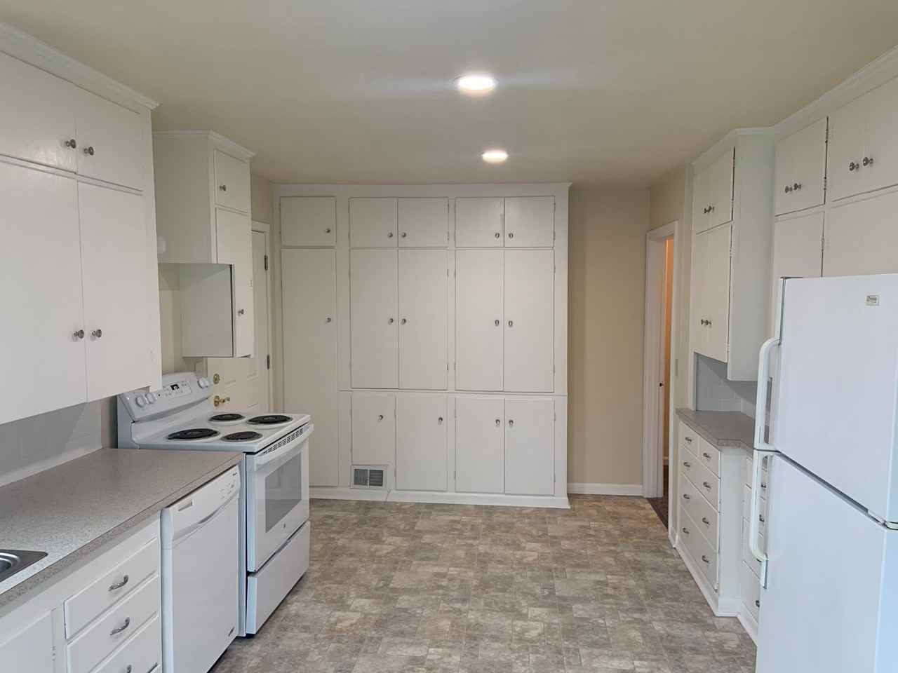 1143 Nw 31st St #1 - Photo 6 of 34