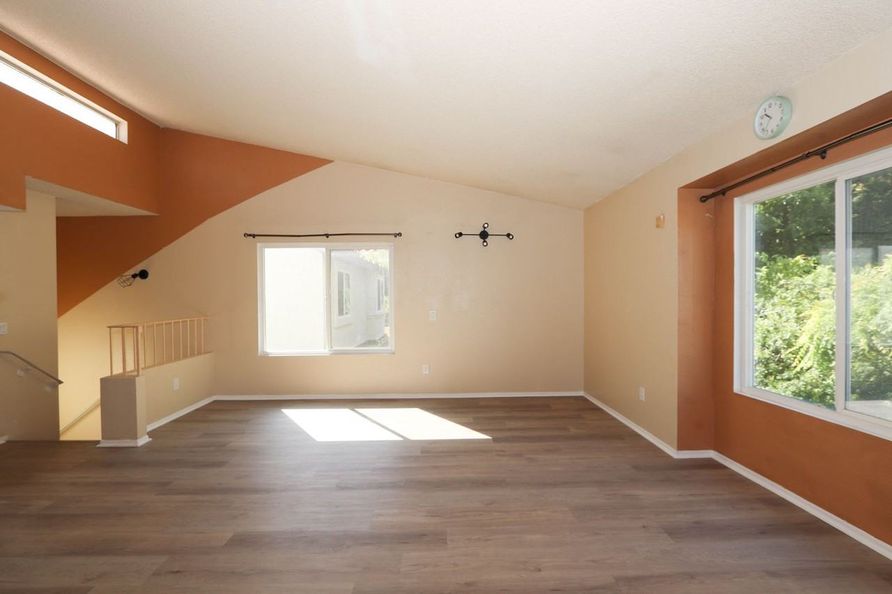 24210 Sylvan Glen Rd #F - Photo 3 of 31