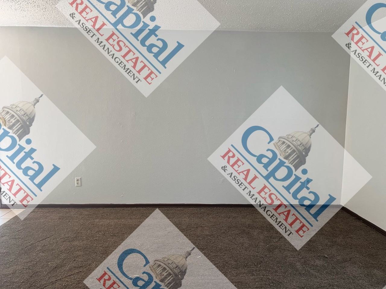 1224 Cathy Ln - Photo 4 of 32