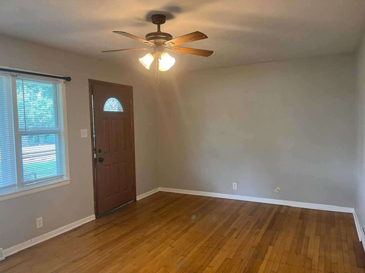202 Clinkscales Rd - Photo 3 of 28