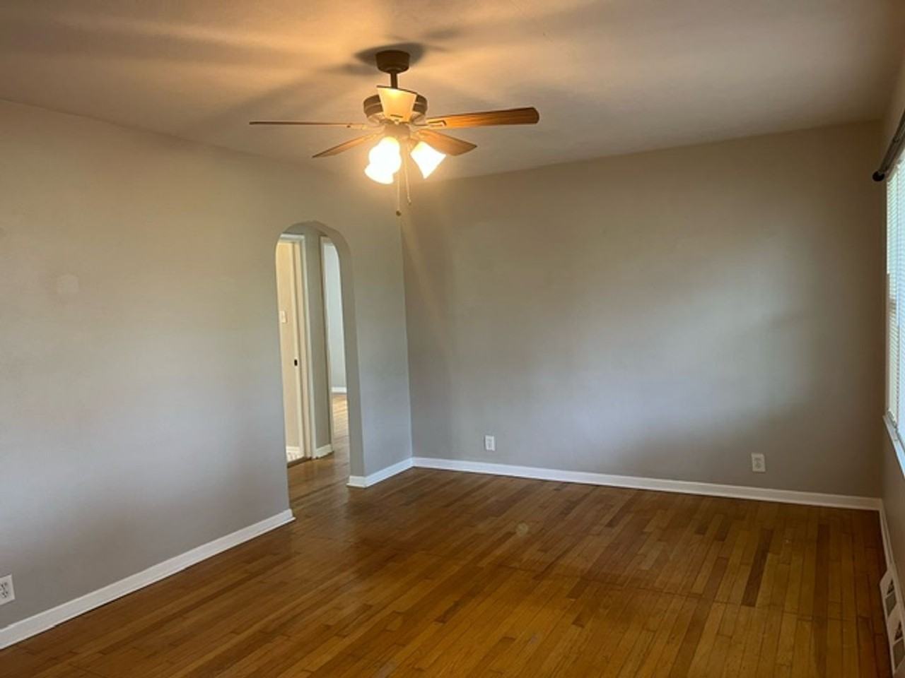 202 Clinkscales Rd - Photo 5 of 28