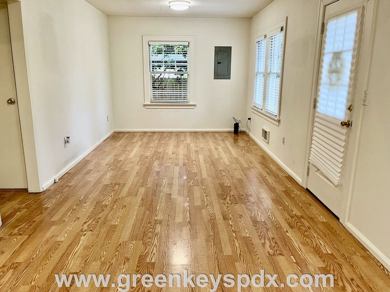 12047 Southeast Boise Street - Photo 3 of 22