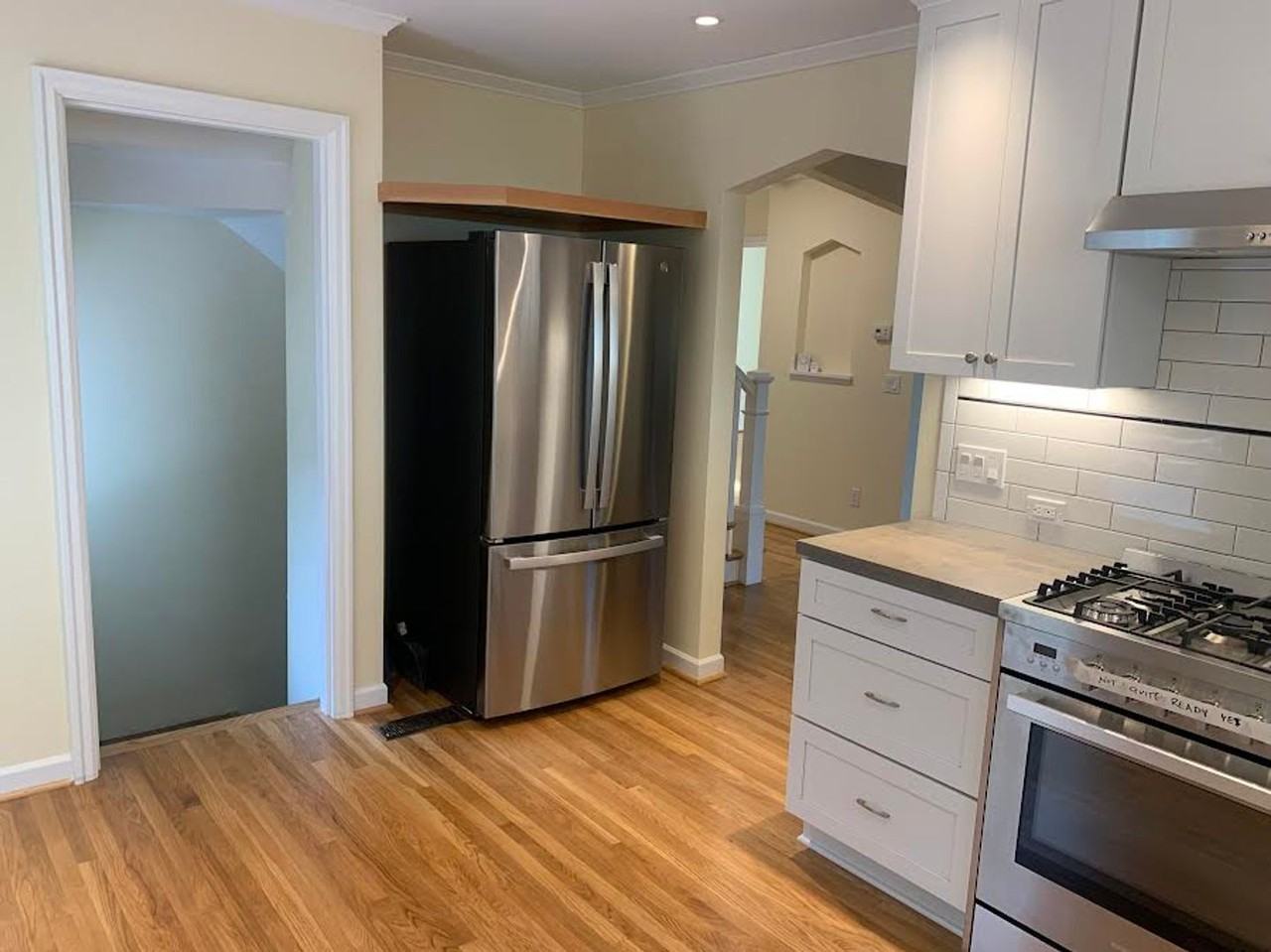 3735 Se Ogden St - Photo 5 of 50