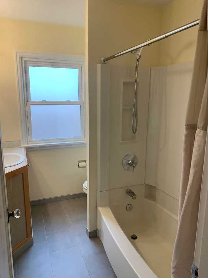 3735 Se Ogden St - Photo 7 of 50