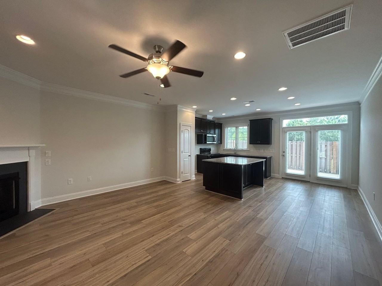 3837 Thistleberry Rd - Photo 6 of 22