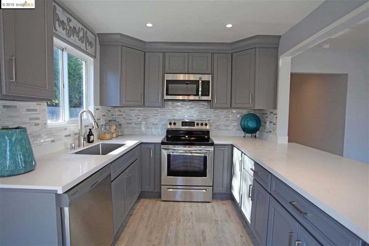 5170 White Oak Ct - Photo 4 of 34