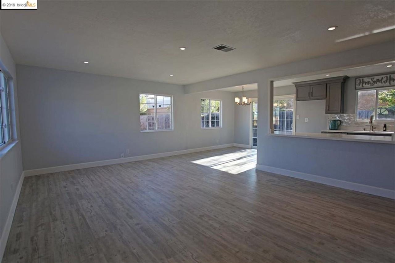 5170 White Oak Ct - Photo 7 of 34