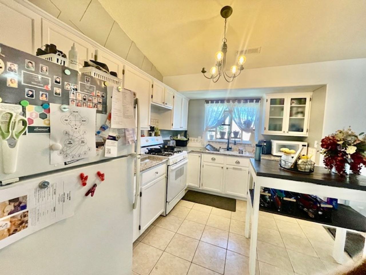 432 S 625 E - Photo 3 of 15