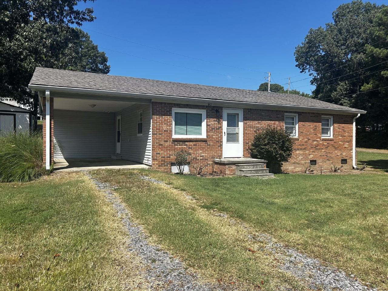 451 Mill St - Photo 2 of 17