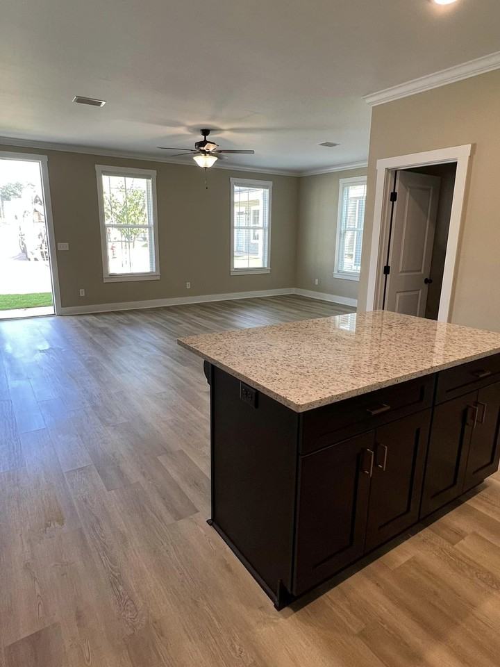 29 Stone Ridge Dr - Photo 2 of 12