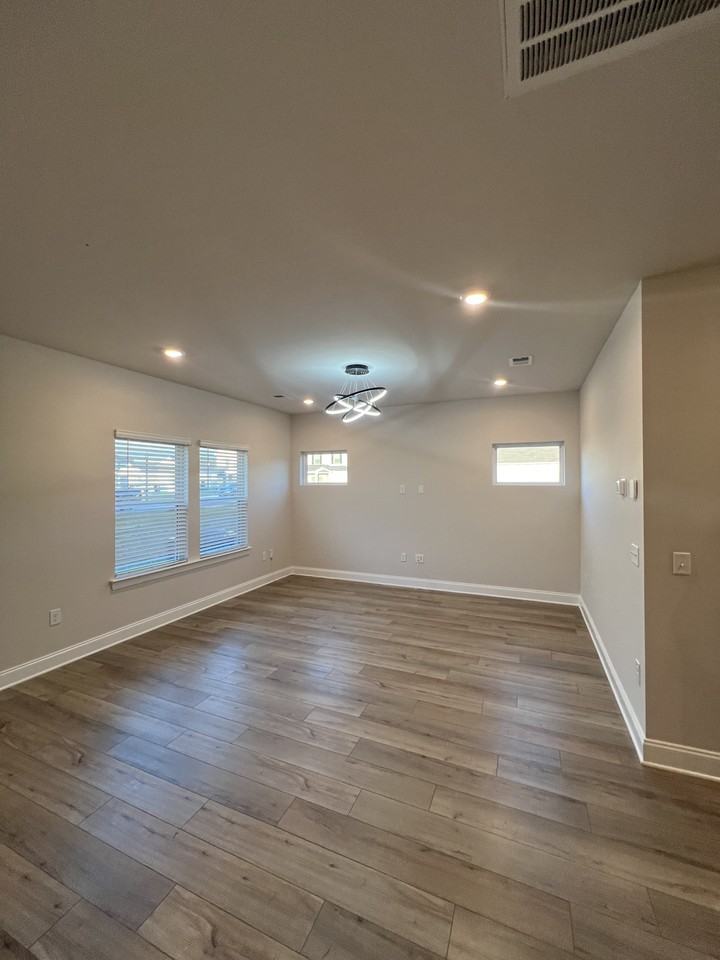 3630 Mathewson Way #NA - Photo 5 of 22