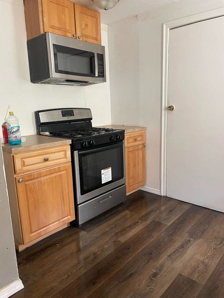 2444 Bretton Pl #NA - Photo 4 of 5
