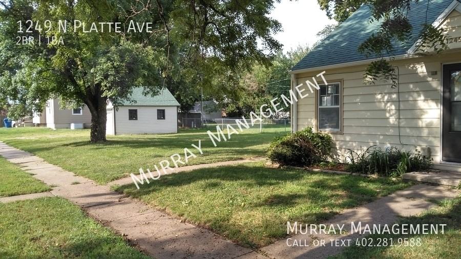 1249 N Platte Ave - Photo 2 of 18