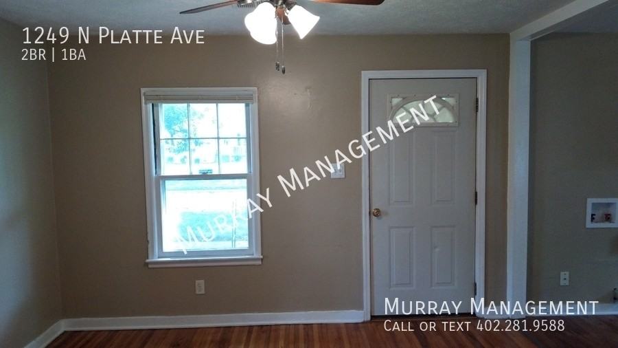 1249 N Platte Ave - Photo 3 of 18