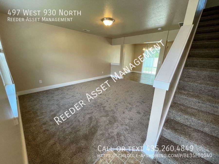 497 W 930 N - Photo 3 of 26