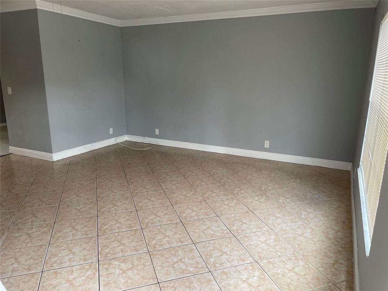 7944 Kimberly Blvd #105 - Photo 3 of 8