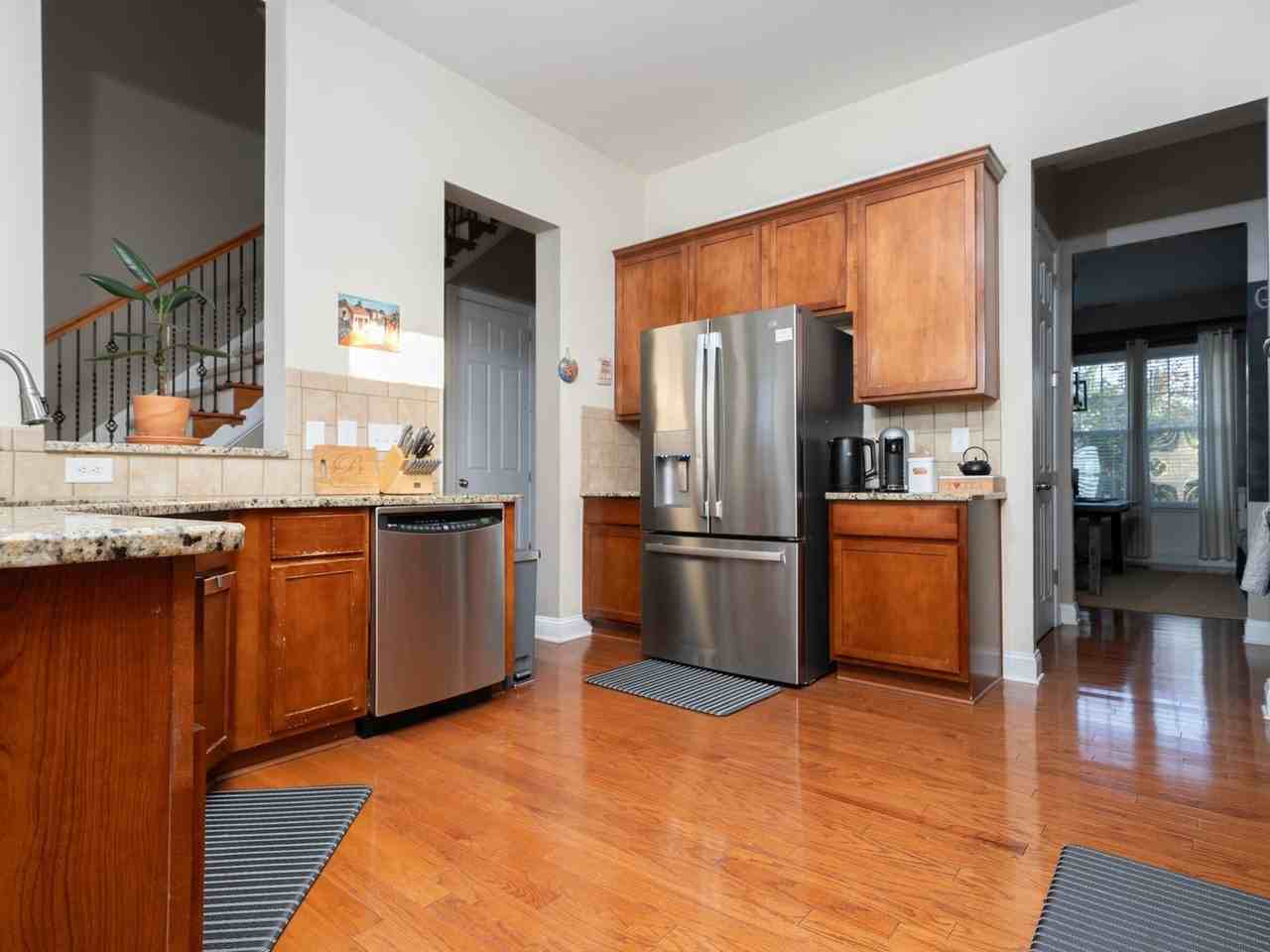 1606 Morehead Hill Ct - Photo 7 of 39