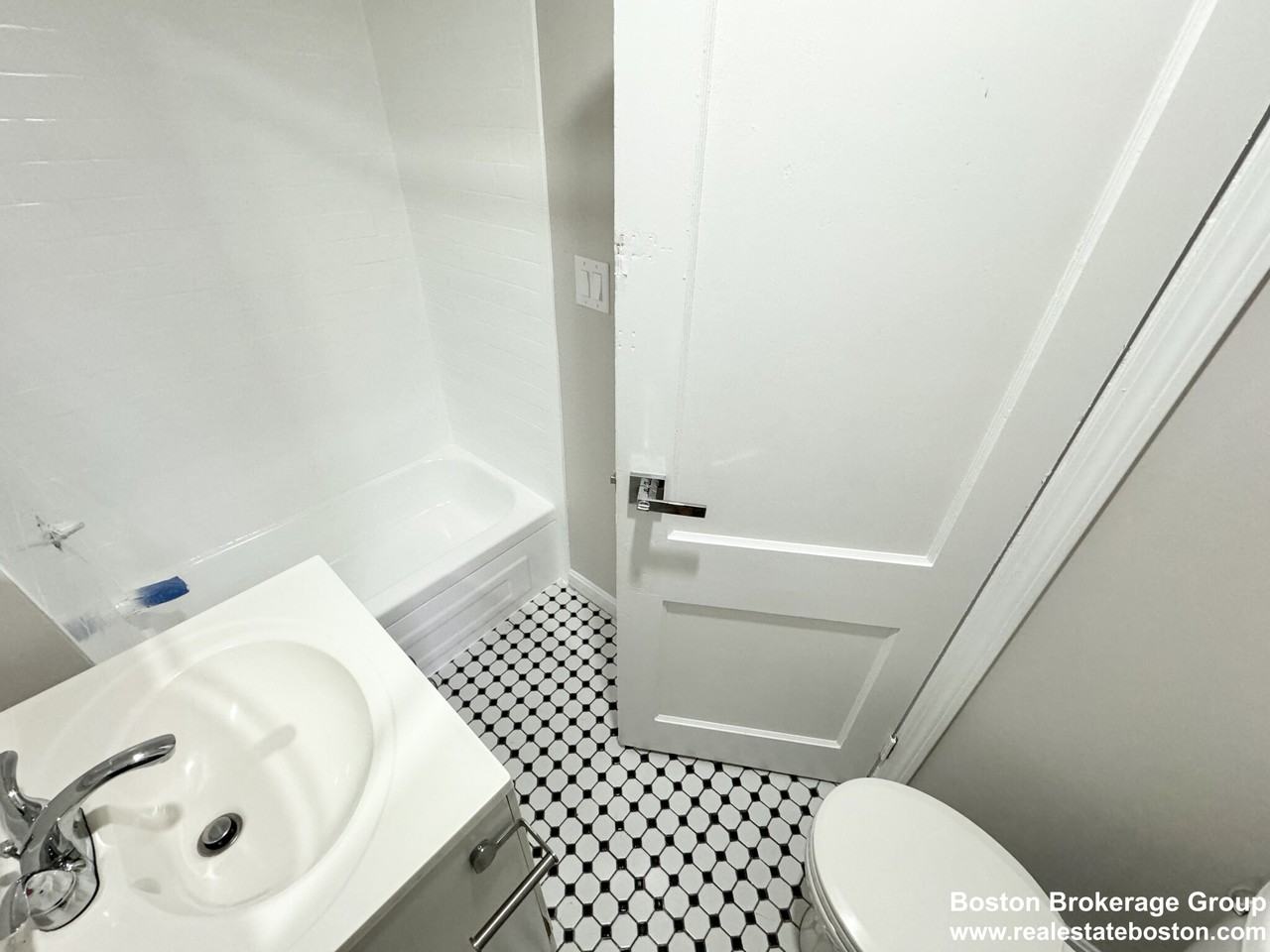 57 Burrell St #1 - Photo 5 of 6